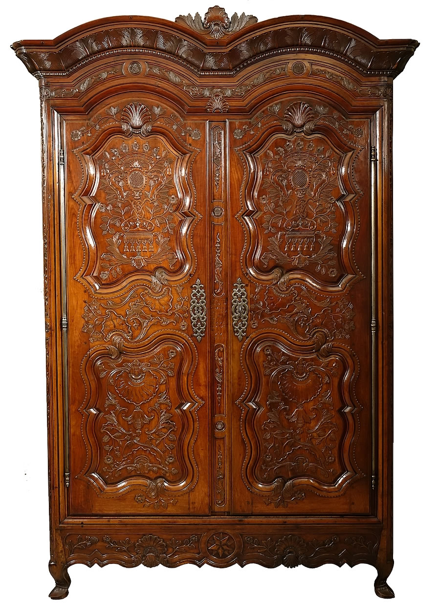 Exceptionnelle armoire rennaise de mariage signée François Allory datée 1788